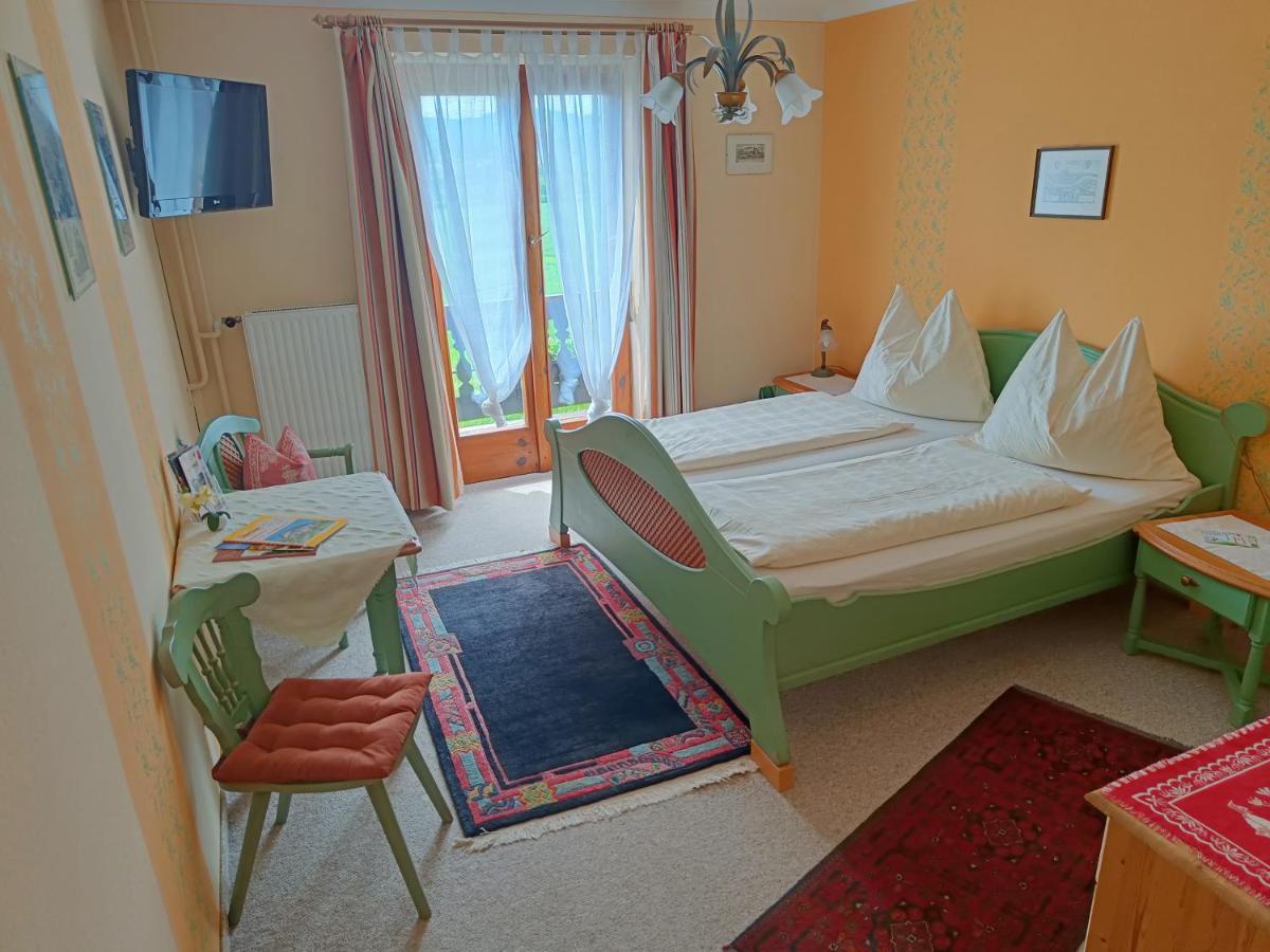 Haus Sundl - Privatzimmer Emmersdorf an der Donau Esterno foto