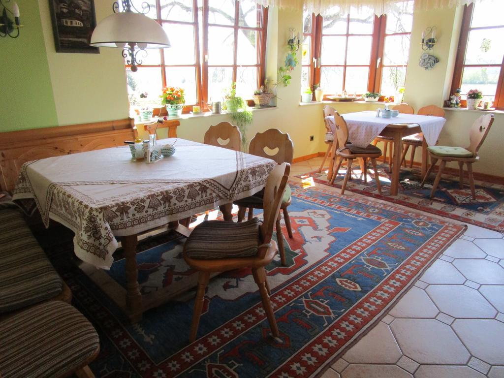 Haus Sundl - Privatzimmer Emmersdorf an der Donau Esterno foto